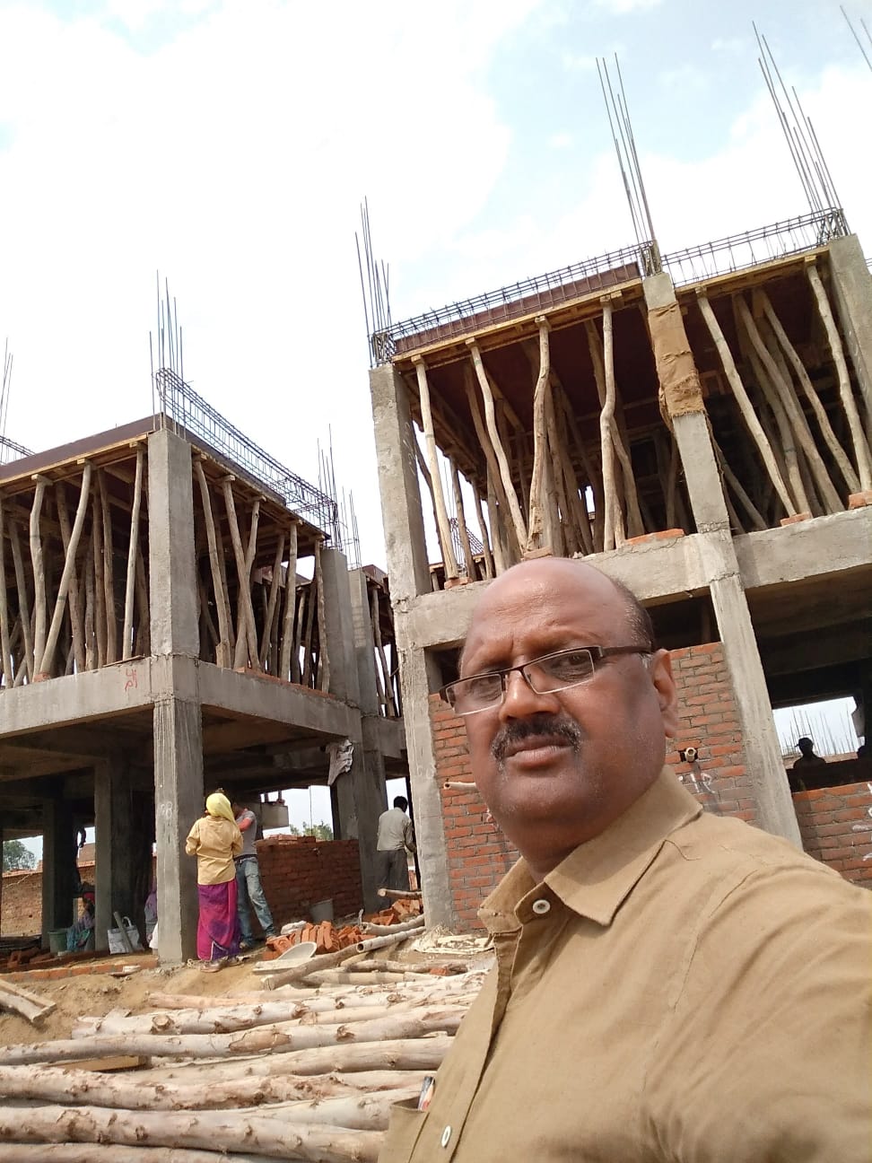 best construction in lucknow